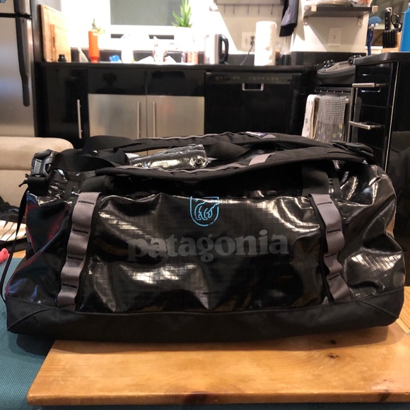 Patagonia Handbags - Patagonia Black Hole Duffel Bag 60L